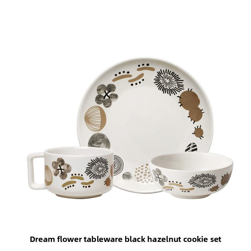 Ceramic Plate and Dinnerware Set with a Luxurious Look