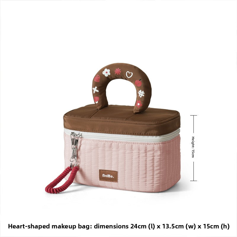 Waterproof, Portable Toiletry Bag / Large-Capacity Makeup Bag with Zipper
